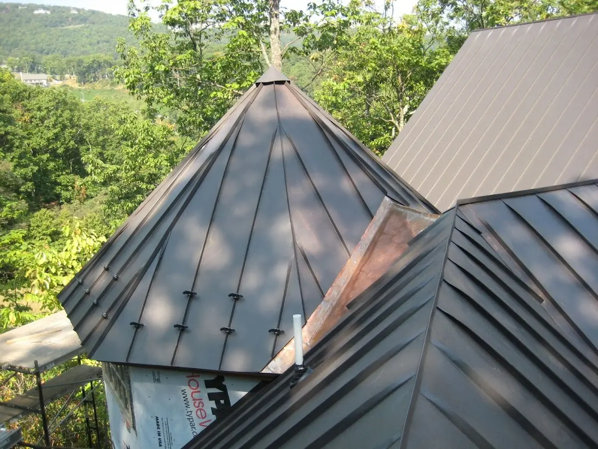 Professional Roof Tarp Installation by Craftsman Roofing in University
